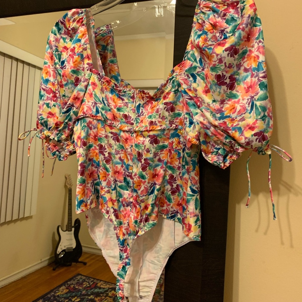 For Love and Lemons Floral Watercolor Bodysuit NWT - Picture 7 of 14